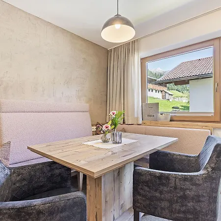 Haus Kreidl Apartman *